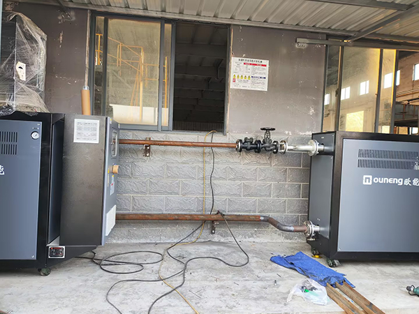 凈水劑（油田助劑）反應(yīng)釜加熱模溫機(jī)