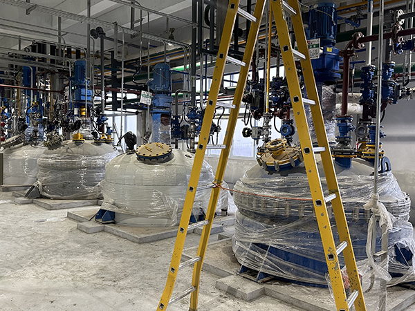 防腐劑蒸發(fā)器生產(chǎn)防爆電加熱模溫機