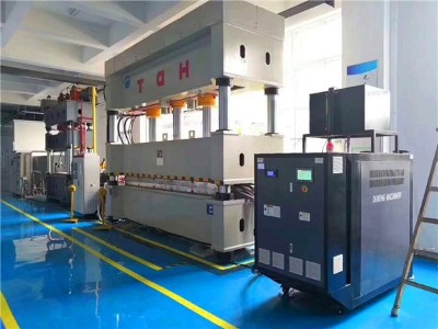 碳纖維復合材料成型